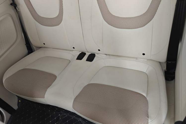 Used Wuling Hongguang MINIEV 2024 3rd Generation 215km Advanced Version
