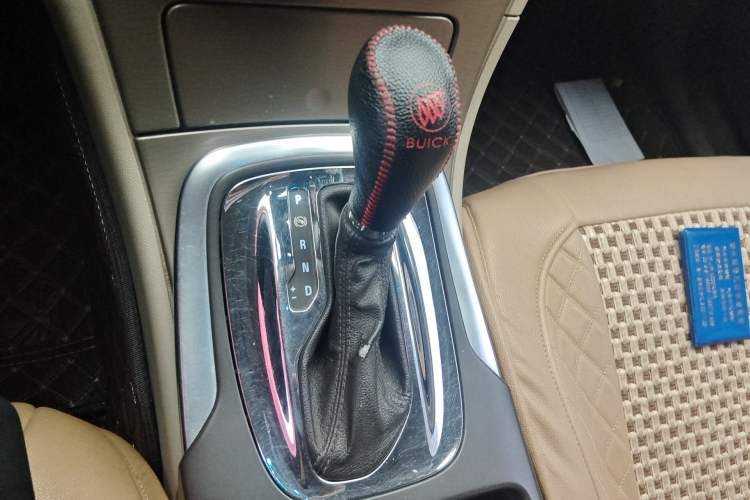 Used Buick Regal 2010 2.0L Expo Edition Gear Lever