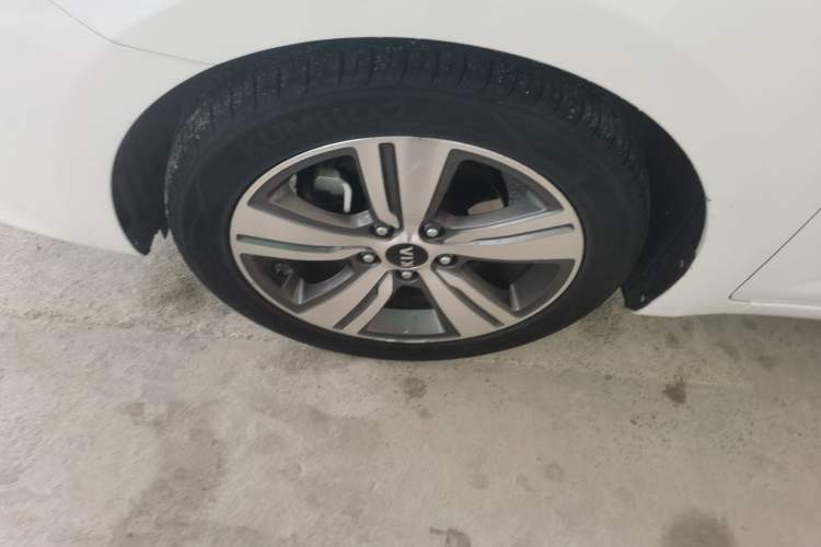 Used Kia K3 (Kai Shen) 2017 1.8L Automatic GLS
