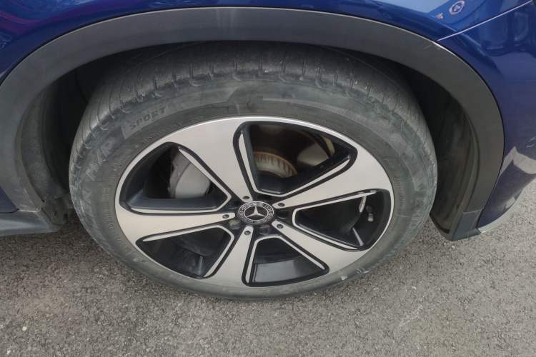 Used Mercedes-Benz GLC 2019 Refreshed GLC 300 L 4MATIC Dynamic Edition