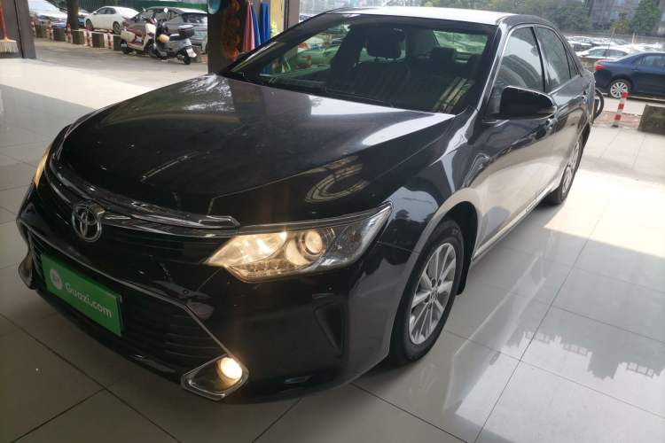 Used Toyota Camry 2016 2.0G 10th Anniversary Leading Edition