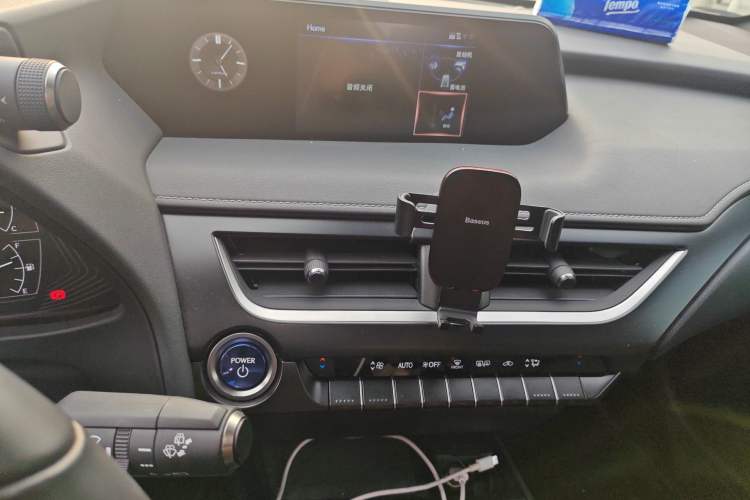 Used Lexus UX 2020 260h Explore & Adventure Edition