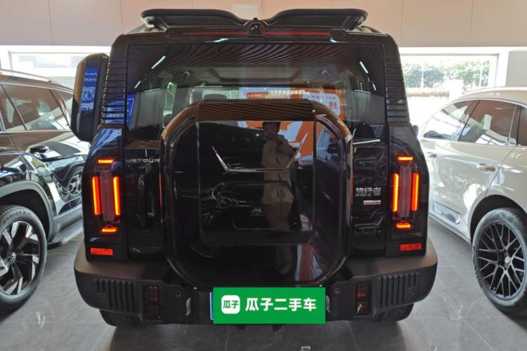 Used JETOUR Traveler 2023 2.0T All-Wheel Drive CrossPRO+