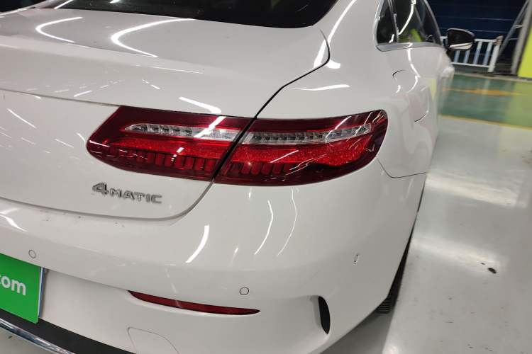 Used Mercedes-Benz E-Class 2018 E 200 4MATIC Coupe Right Rear Taillight