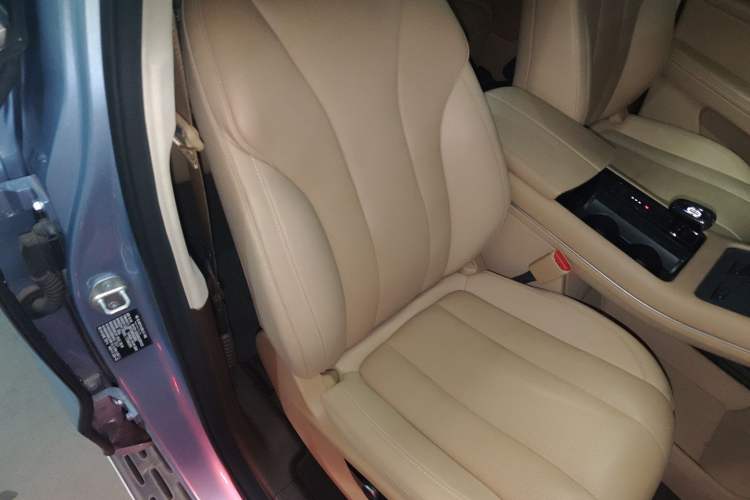 Used Hima AITO M7 2024 1.5T Intelligent Driving 4WD Max Edition 5 Seats Right Front Seat