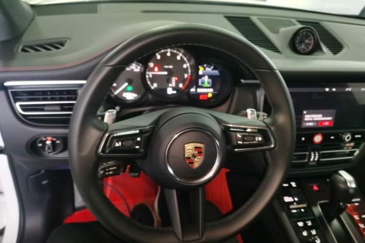 Used Porsche Macan 2024 Macan 2.0T