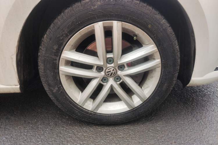 Used Volkswagen Gran Lavida 2017 230TSI DSG Comfort Edition
