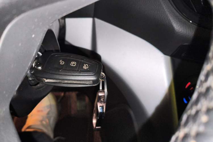 Used Ford Kuga 2015 1.5L GTDi Two-Wheel Drive Fashion Edition
