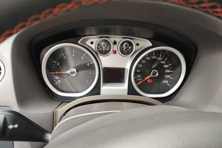 Used Ford Focus 2013 Sedan Classic 1.8L Automatic Base Model