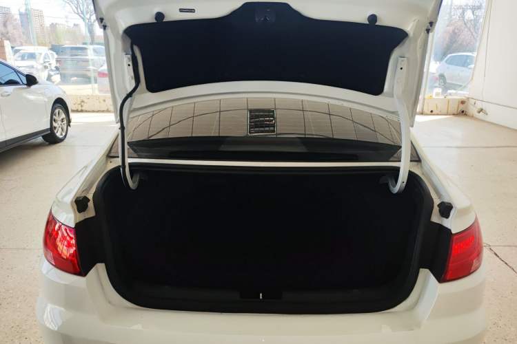 Used Geely Auto Emgrand New Energy 2022 EV Pro Ride-Hailing Version Lithium Iron Phosphate Trunk