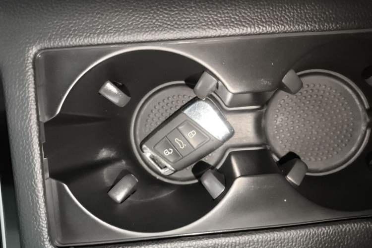 Used Volkswagen FAW-Volkswagen CC 2023 380TSI Striking Edition
