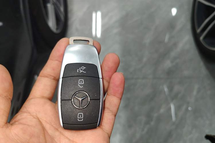 Used Mercedes-Benz GLC 2020 Facelifted GLC 260 L 4MATIC Dynamic Edition Interior 1