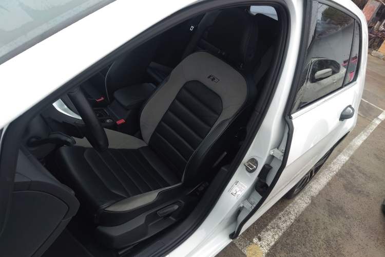 Used Volkswagen Golf 2018 280TSI Automatic R-Line Model