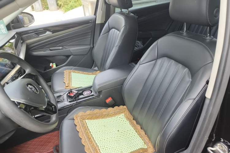 Used Volkswagen Passat 2019 280TSI Business Edition China VI Left Rear Seat