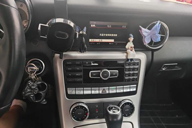 Used Mercedes-Benz SLK-Class 2011 SLK 200 Fashion Model
