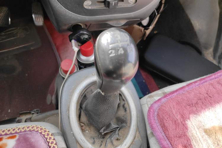 Used BAIC Weiwang 306 2013 1.2L Value Edition Luxury 8-Seater A12 China IV Emission Standard
