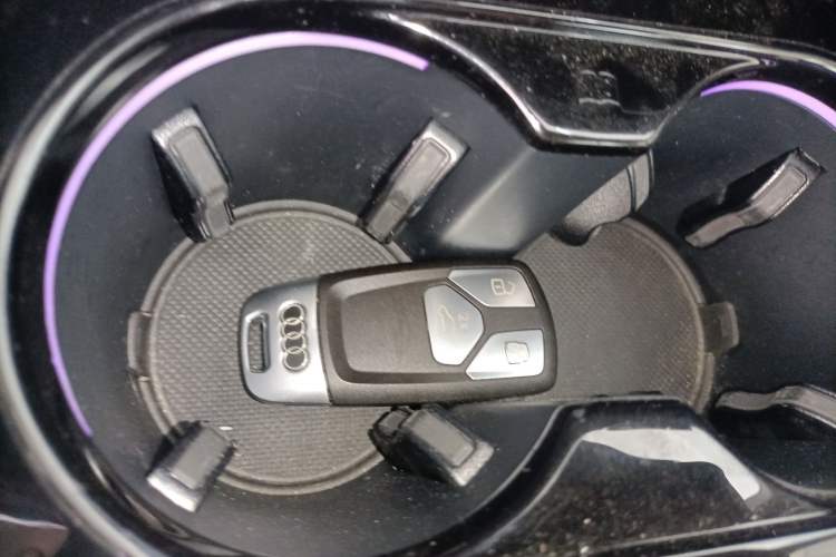 Used Audi A4L 2020 40 TFSI Luxury Dynamic Model
