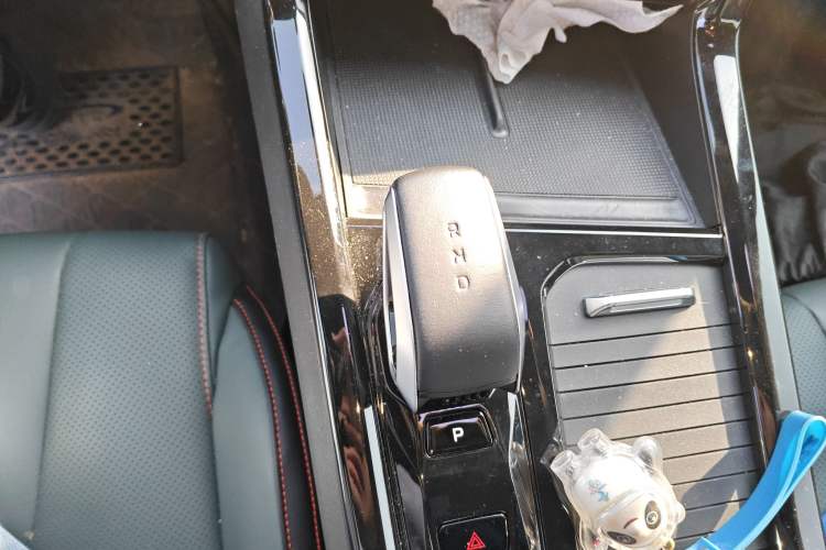 Used Geely Auto Emgrand X7 Sport 2024 1.5TD Smart Connect+