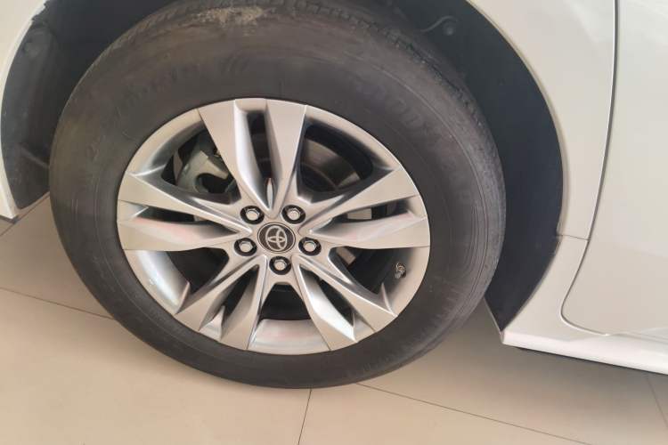 Used Toyota Sienna 2023 2.5L Hybrid Comfort Edition
