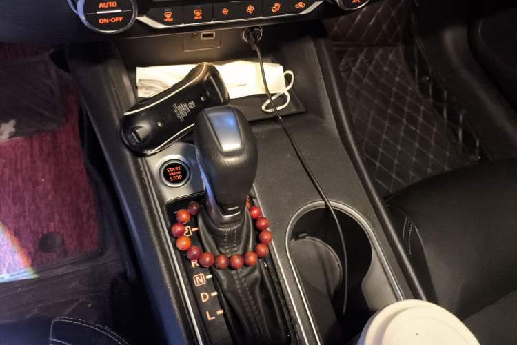 Used Nissan Teana 2020 2.0L XL Comfort Edition Gear Lever