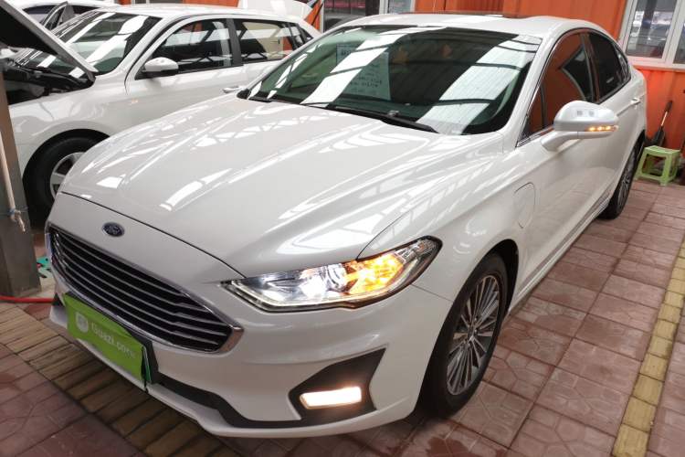 Used Ford Mondeo New Energy 2018 2.0 PHEV Smart-Controlled Fashion Edition China VI Standard