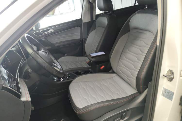 Used Volkswagen Tiguan X 2022 330TSI Two-Wheel-Drive Flagship Edition Left Front Seat