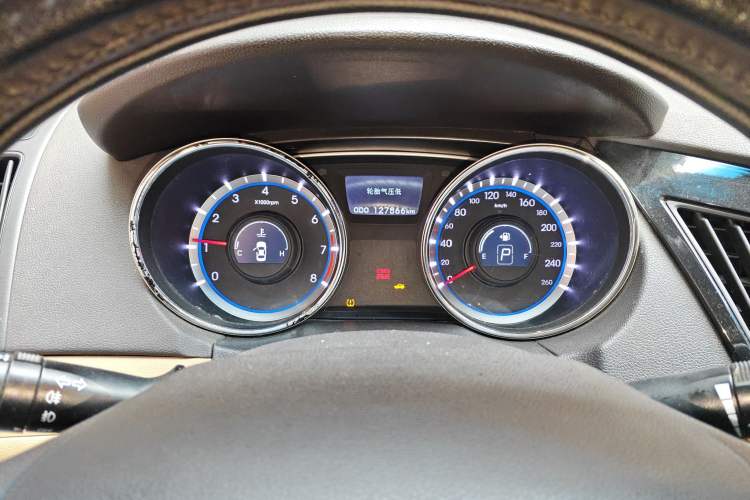 Used Hyundai Sonata 2015 Classic 2.0L Automatic Leading Edition