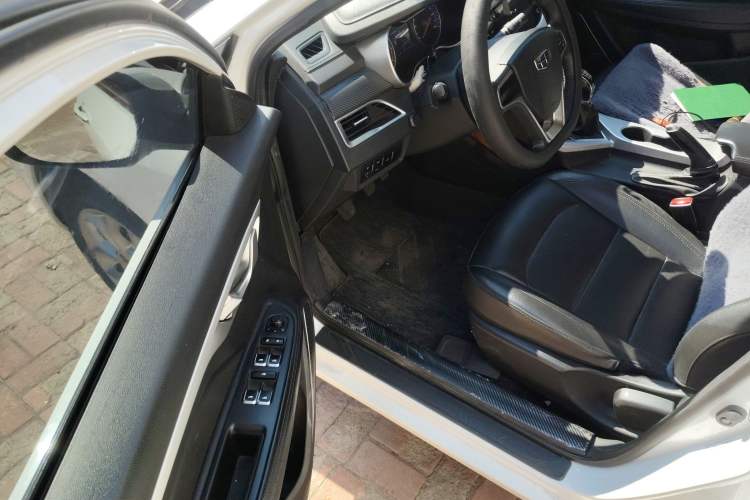 Used Geely Auto Vision 2018 1.5L Manual Happiness Edition Driver Seat