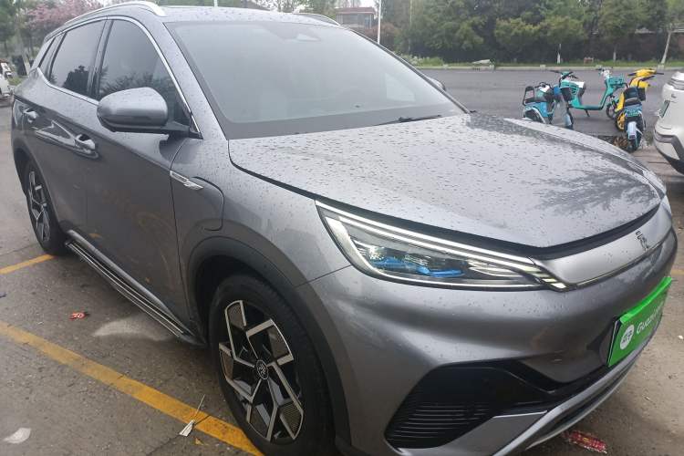 Used BYD Yuan PLUS 2023 Champion Edition 510KM Superior Model Front Right 45 Deg