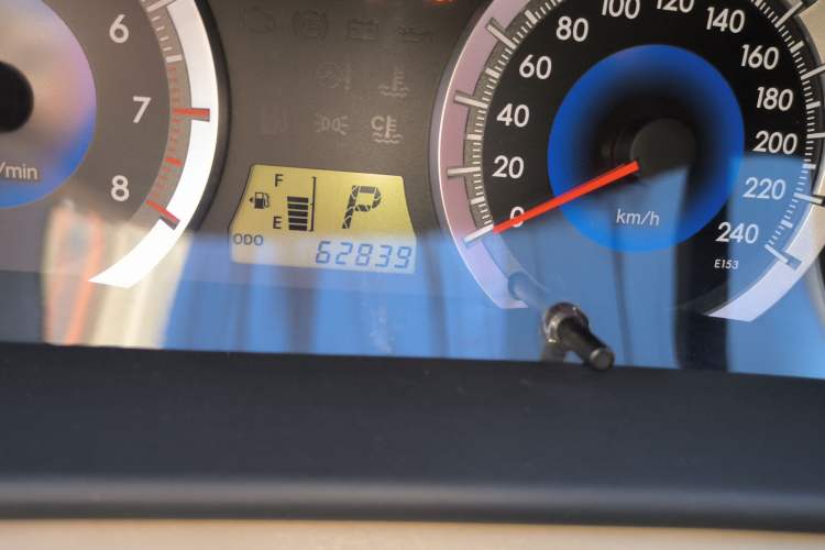 Used Toyota Corolla EX 2013 1.6L Automatic Luxury Edition
