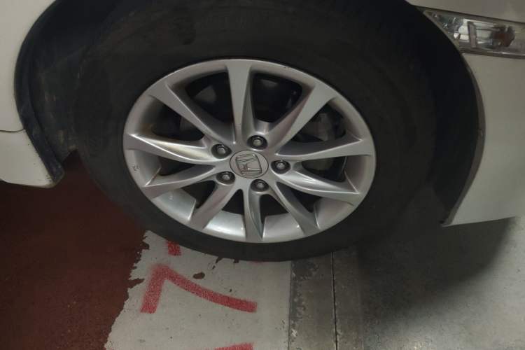 Used Honda Civic 2016 180TURBO CVT Comfort Version Right Front Wheel Hub