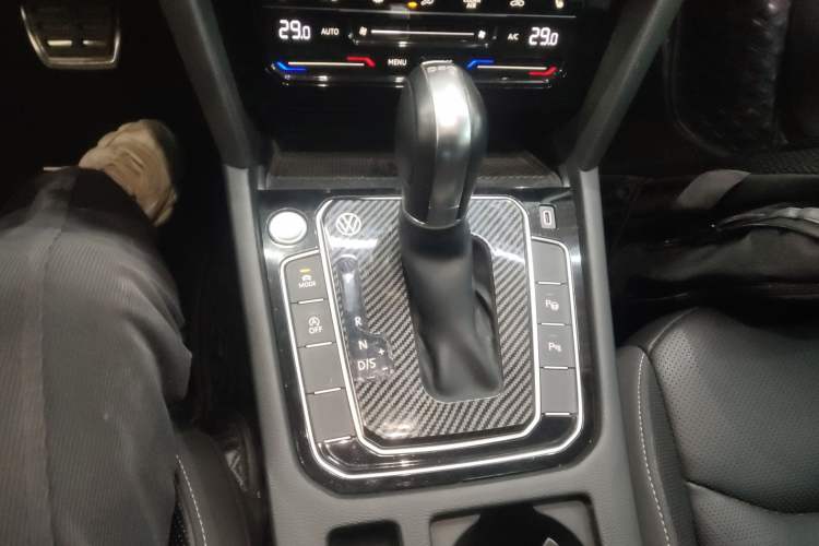 Used Volkswagen FAW-Volkswagen CC 2024 Estate Car 380TSI Hunter's Heart Edition
