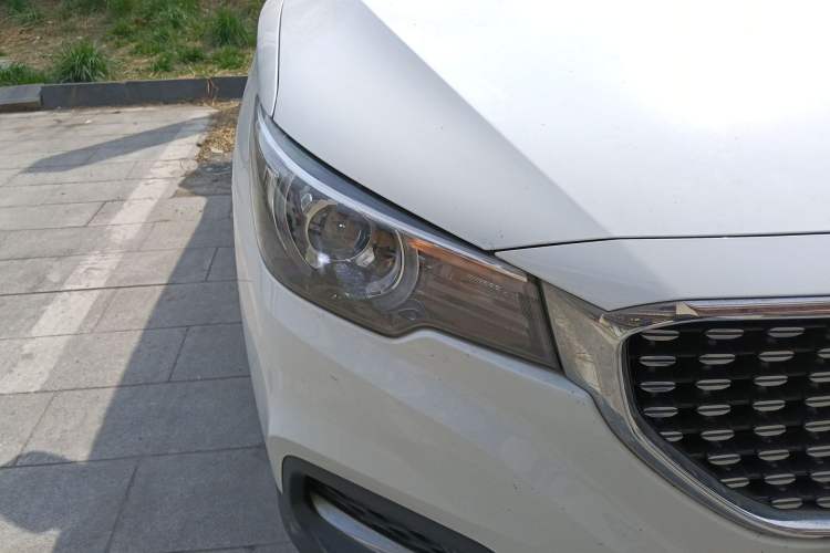 Used MG ZS 2019 1.5L Manual Global Comfort Edition China VI Standard Right Front Headlight