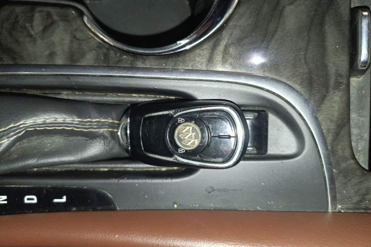 Used Buick Envision 2014 28T Four-Wheel Drive Elite Model