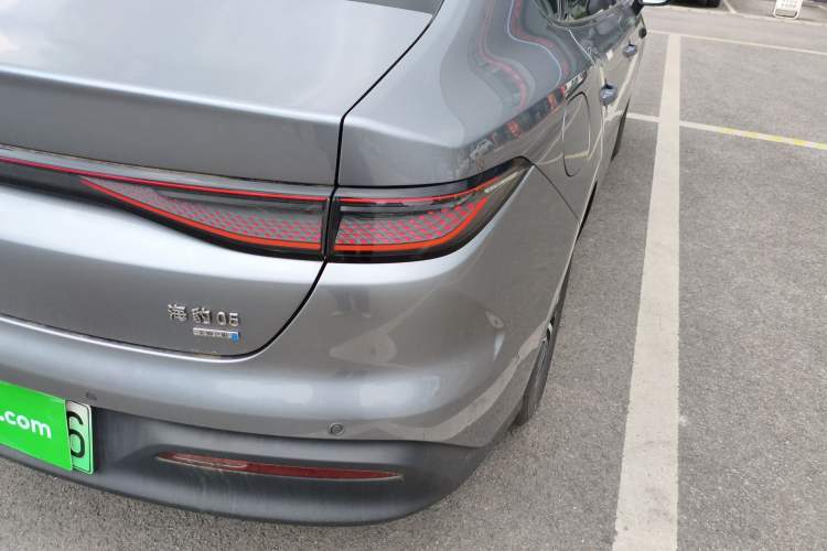 Used BYD Seal 05 DM-i 2025 DM-i Intelligent Drive 120KM Flagship Model Right Rear Taillight