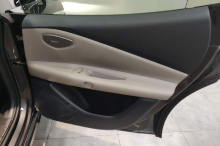 Used Lynk & Co Z10 2025 95 kWh 702 km All-Wheel Drive Intelligent Driving Ultra