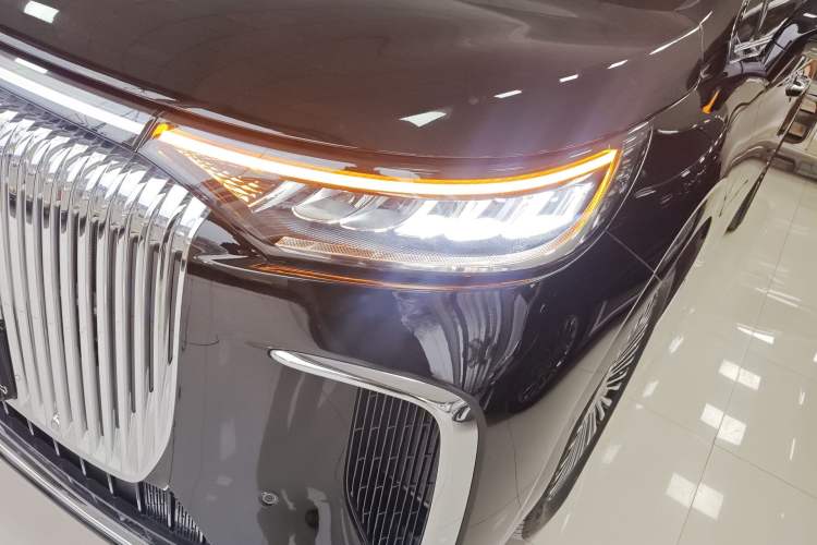 Used VOYAH Dream 2025 PHEV Four-Wheel Drive Excellence Kunpeng Edition Left Front Headlight
