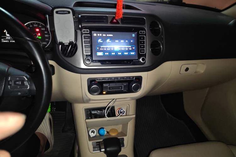 Used Volkswagen Tiguan 2010 2.0 TSI Automatic All-Wheel-Drive Elite Edition