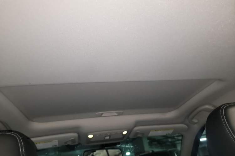 Used Infiniti Q50L 2015 2.0T Enjoyment Edition Headliner