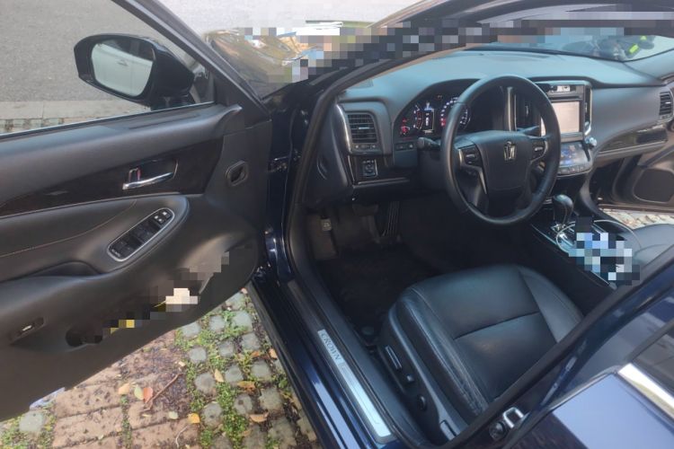 Used Toyota Crown 2018 2.0T Fashion Edition
