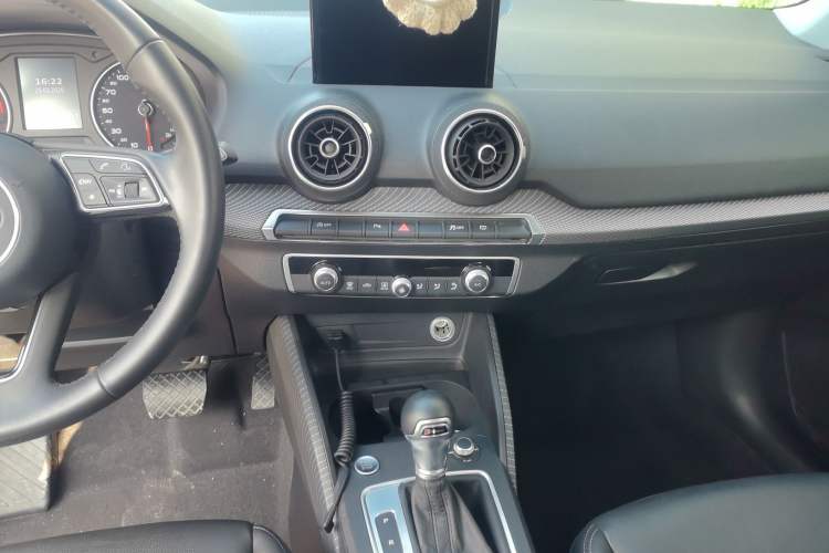 Used Audi Q2L 2021 35 TFSI Fashionable and Elegant Model
