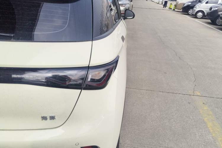Used BYD Dolphin 2025 420km Free Edition Right Rear Taillight
