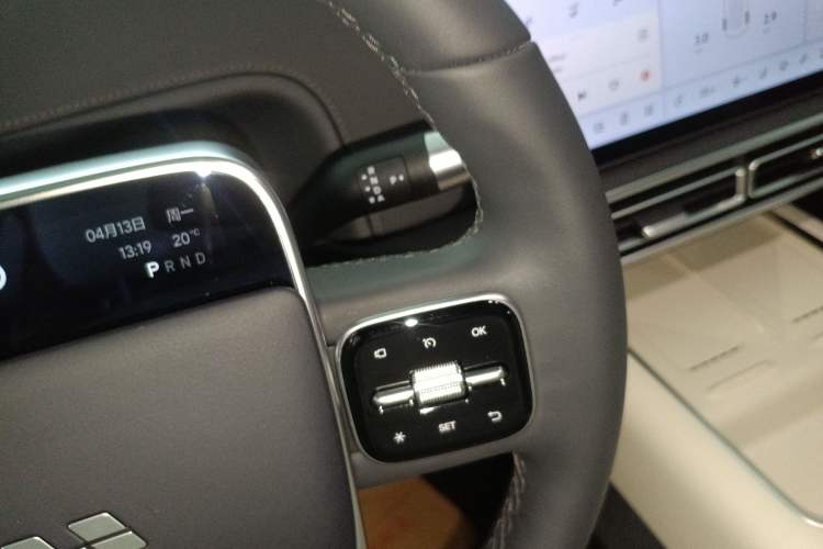 Used Li Auto L6 2025 Pro Smart Refresh Edition Gear Lever