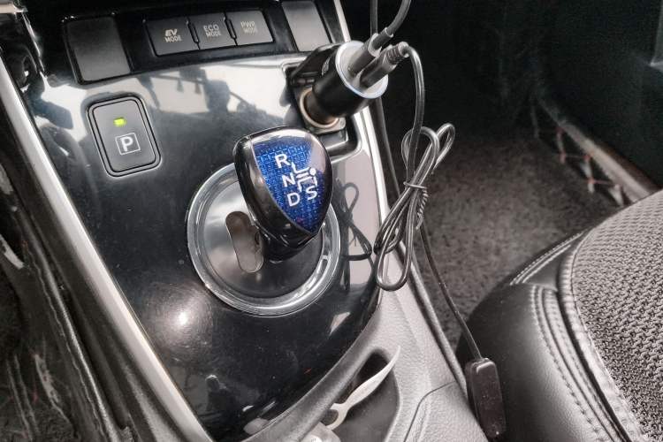 Used Toyota Corolla 2017 Revised Dual-Engine 1.8L E-CVT Leading Edition
