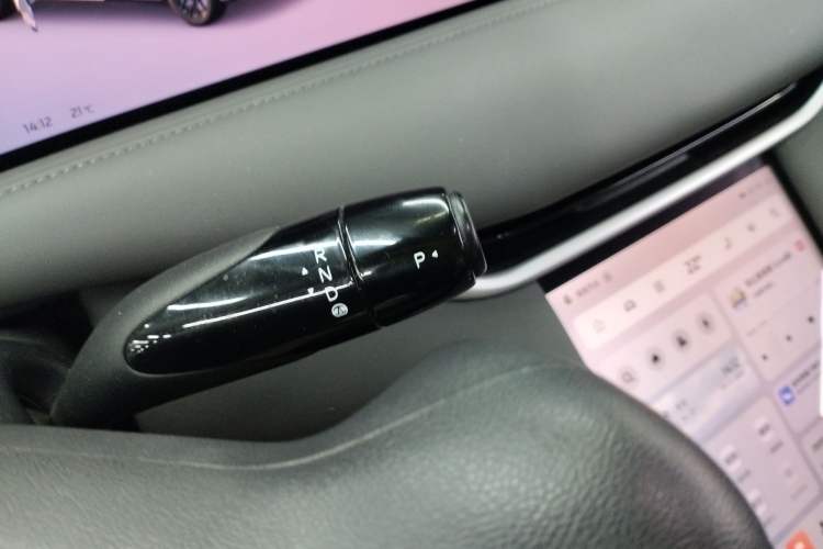 Used IM LS6 2025 Long-Range Lingxi Intelligent Driving Edition Gear Lever