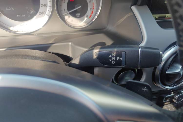 Used Mercedes-Benz GLK-Class 2015 GLK 300 4MATIC Fashion Edition Ultimate Version
