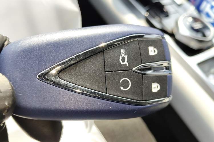 Used Changan CS75 PLUS 2023 3rd Generation 1.5T Automatic Prestige Model
