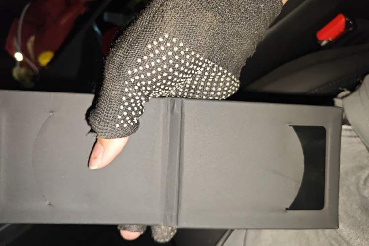 Used Tesla Model Y 2025 Rear-Wheel-Drive Version
