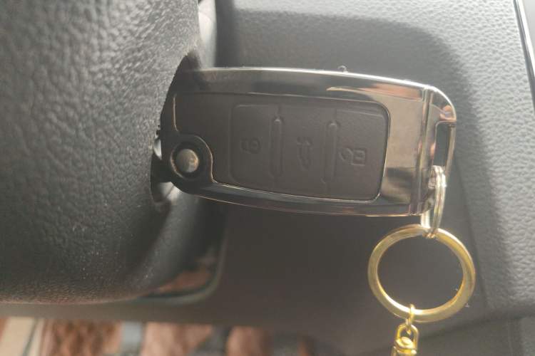 Used Volkswagen Santana 2016 1.4L Manual Fashion Edition Vehicle Key