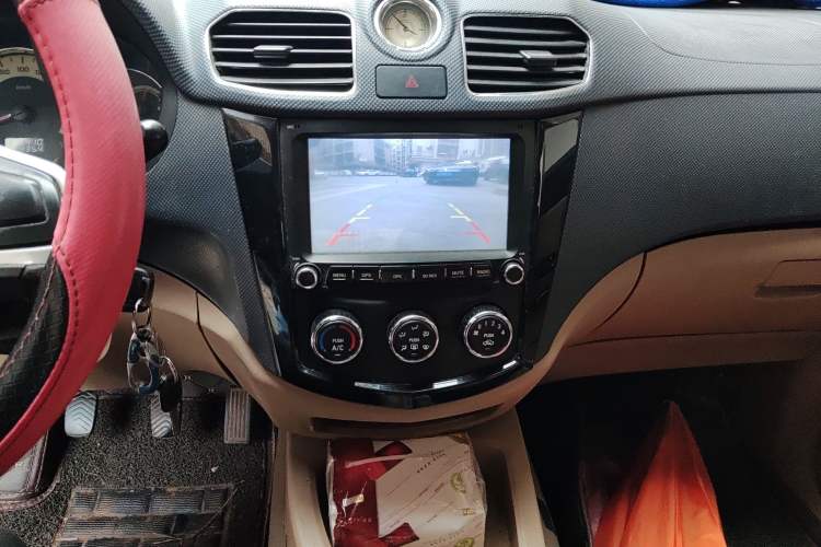 Used Wuling Hongguang 2014 1.5L S Comfort Model Audio And AC Panel